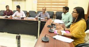 जल जीवन मिशन के निर्माणाधीन एवं अधूरे कार्यों को गुणवत्ता के साथ पूर्ण करने कलेक्टर ने दिए निर्देश 