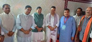 मुख्यमंत्री श्री साय ने केन्द्रीय मंत्री  नितिन गडकरी से सौजन्य मुलाकात की 