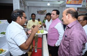 भव्य और सफल आयोजन रहा राष्ट्रीय आम महोत्सव : डॉ. अलंग भव्य और सफल आयोजन रहा राष्ट्रीय आम महोत्सव : डॉ. अलंग