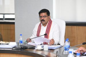  पीएम आवासों को कार्ययोजना बनाकर तेजी से पूर्ण किया जाए : उप मुख्यमंत्री श्री शर्मा