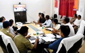 मुख्य सचिव ने वीडियो कान्फ्रेंसिंग के माध्यम से बैठक लेकर महत्वपूर्ण विषयों की समीक्षा की मुख्य सचिव ने वीडियो कान्फ्रेंसिंग के माध्यम से बैठक लेकर महत्वपूर्ण विषयों की समीक्षा की