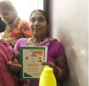  निगम भिलाई में निवासरत नागरिको को नया राशन कार्ड का वितरण शुरू,