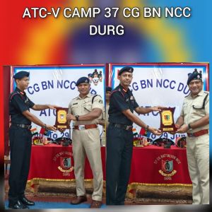 पूर्व एनसीसी कैडेट अतिरिक्त पुलिस अधीक्षक व डीएसपी यातायात से मिलकर कैडेटों के खिले चेहरे