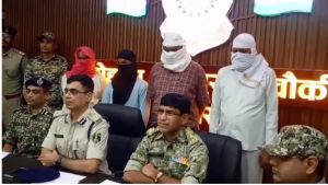  चार नक्सल सहयोगी गिरफ्तार, ट्रैक्टर व अन्य सामान भी जप्त