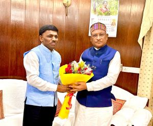  मुख्यमंत्री  विष्णुदेव साय से गोवा विधानसभा के अध्यक्ष रमेश बी तावड़कर की सौजन्य मुलाक़ात