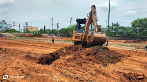  नगर निगम ने इन्द्रप्रस्थ कॉलोनी के पास निजी भूमि पर की जा रही अवैध प्लाटिंग पर तत्काल रोक लगायी 