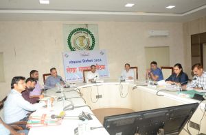  जिला निर्वाचन अधिकारी व व्यय प्रेक्षकों ने ली लोकसभा निर्वाचन के लेखा समाधान की बैठक