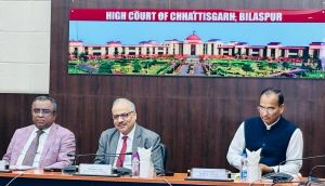 लोक अदालतों में राजीनामा योग्य प्रकरणों का हो अधिक से अधिक निराकरण : मुख्य न्यायाधीश लोक अदालतों में राजीनामा योग्य प्रकरणों का हो अधिक से अधिक निराकरण : मुख्य न्यायाधीश