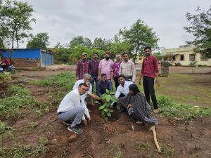 "एक पेड़ मां के नाम" अभियान के तहत अनिविभाग तिल्दा-नेवरा राजस्व कार्यालय परिसर में पौधारोपण "एक पेड़ मां के नाम" अभियान के तहत अनिविभाग तिल्दा-नेवरा राजस्व कार्यालय परिसर में पौधारोपण