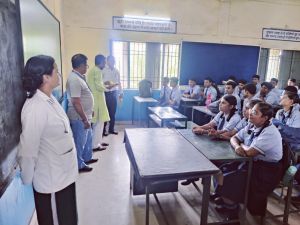 फाइट द बाईट अंतर्गत जुड़े स्कूल के शिक्षक व बच्चे हम भी अपने घर में ड्राई डे मनाएंगे फाइट द बाईट अंतर्गत जुड़े स्कूल के शिक्षक व बच्चे हम भी अपने घर में ड्राई डे मनाएंगे