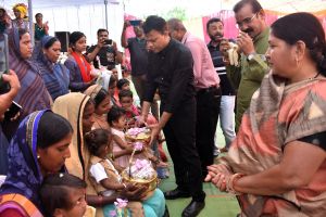   सौगातों से भरा रहा कुरदी में आयोजित जिला स्तरीय जनसमस्या निवारण शिविर