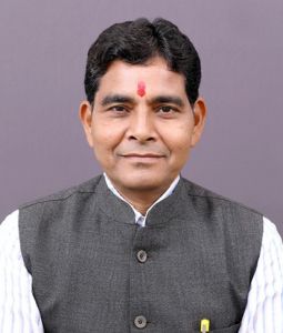 राजस्व प्रकरणों का पंजीयन और पेशी की तारीख अपडेट नहीं करने वाले अधिकारियों पर होगी कड़ी कार्यवाही : मंत्री श्री टंकराम वर्मा राजस्व प्रकरणों का पंजीयन और पेशी की तारीख अपडेट नहीं करने वाले अधिकारियों पर होगी कड़ी कार्यवाही : मंत्री श्री टंकराम वर्मा