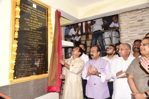 सिम्स में किया गया सुविधाओं का विस्तार: केन्द्रीय राज्य मंत्री तोखन साहू और उप मुख्यमंत्री अरूण साव ने किया लोकार्पण सिम्स में किया गया सुविधाओं का विस्तार: केन्द्रीय राज्य मंत्री तोखन साहू और उप मुख्यमंत्री अरूण साव ने किया लोकार्पण