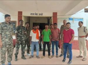 धान खरीदी मामले में 11 आरोपी गिरफ्तार धान खरीदी मामले में 11 आरोपी गिरफ्तार