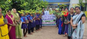 ‘एक पेड़ माँ के नाम‘‘ अभियान के तहत विभिन्न स्थानों में किया गया पौधरोपण ‘एक पेड़ माँ के नाम‘‘ अभियान के तहत विभिन्न स्थानों में किया गया पौधरोपण