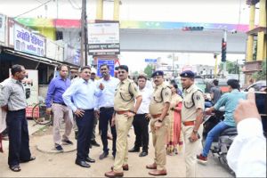 कलेक्टर-एसपी ने किया ब्लैक स्पॉट का निरीक्षण कलेक्टर-एसपी ने किया ब्लैक स्पॉट का निरीक्षण