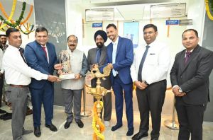  उप मुख्यमंत्री अरुण साव ने एचडीएफसी बैंक की नई शाखा का किया उद्घाटन