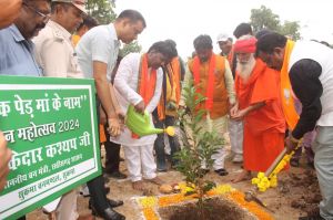  पर्यावरण संरक्षण के लिए ज्यादा से ज्यादा पौधारोपण करें: वनमंत्री  केदार कश्यप