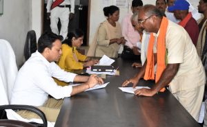   कलेक्टर ने जनदर्शन में पहुंचे लोगों के मांगों एवं समस्याओं का समुचित निराकरण सुनिश्चित करने के दिए निर्देश 