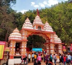 जशपुर का मयाली बगीचा देश के प्रमुख पर्यटन स्थलों में शामिल जशपुर का मयाली बगीचा देश के प्रमुख पर्यटन स्थलों में शामिल