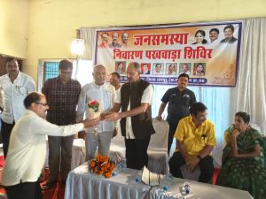 सांसद बृजमोहन अग्रवाल पहुंचे जोन 6 के जनसमस्या निवारण शिविर में सांसद बृजमोहन अग्रवाल पहुंचे जोन 6 के जनसमस्या निवारण शिविर में