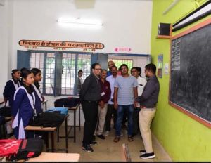 स्कूल में शिक्षा के अलावा मिलता है संस्कार - कलेक्टर स्कूल में शिक्षा के अलावा मिलता है संस्कार - कलेक्टर