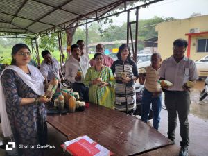 प्रत्येक शुक्रवार को स्व-सहायता समूह के उत्पाद का काउंटर लगेगा प्रत्येक शुक्रवार को स्व-सहायता समूह के उत्पाद का काउंटर लगेगा