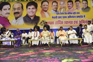 शहीद विनोद सिंह कौशिक की स्मृति में 7 हजार छात्र छात्राओं का सम्मान शहीद विनोद सिंह कौशिक की स्मृति में 7 हजार छात्र छात्राओं का सम्मान