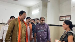 स्वास्थ्य मंत्री ने किया सामुदायिक स्वास्थ्य केंद्र अभनपुर का निरीक्षण स्वास्थ्य मंत्री ने किया सामुदायिक स्वास्थ्य केंद्र अभनपुर का निरीक्षण