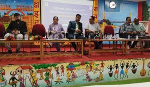  बच्चों के लिए मोबाइल बन रहा साइबर बुलिंग का बड़ा कारण