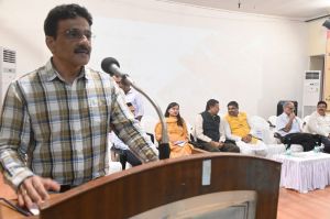 सुव्यवस्थित योजना बनाकर काम करें, तो छत्तीसगढ़ देश का पहला राज्य बन सकता है- सांसद विजय बघेल सुव्यवस्थित योजना बनाकर काम करें, तो छत्तीसगढ़ देश का पहला राज्य बन सकता है- सांसद विजय बघेल