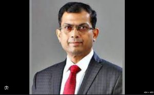 राज्य निर्वाचन आयुक्त अजय सिंह ने ली बैठक राज्य निर्वाचन आयुक्त अजय सिंह ने ली बैठक