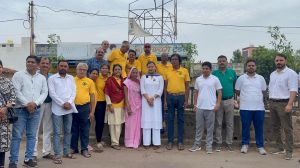  कलेक्टर ने ग्राम कोल्हिापुरी में किया पौधरोपण