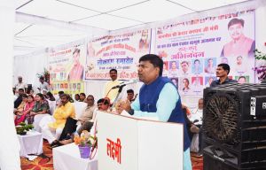  जीवन में आगे बढ़ने के लिए शिक्षा के साथ-साथ संस्कार भी आवश्यक है: मंत्री श्री कश्यप