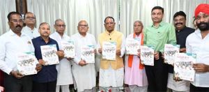  मुख्यमंत्री  विष्णु देव साय ने स्वदेशी मेला के ब्रोशर का किया विमोचन