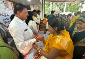 महिलाओं के सशक्तीकरण की दिशा में तेजी से हो रहे कार्य: उद्योग मंत्री श्री देवांगन महिलाओं के सशक्तीकरण की दिशा में तेजी से हो रहे कार्य: उद्योग मंत्री श्री देवांगन