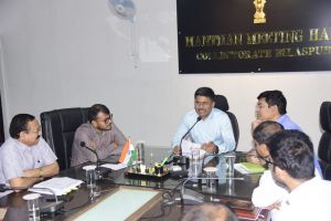 स्कूलों और अस्पताल के आस पास के पानठेलो को हटाएं : कलेक्टर स्कूलों और अस्पताल के आस पास के पानठेलो को हटाएं : कलेक्टर