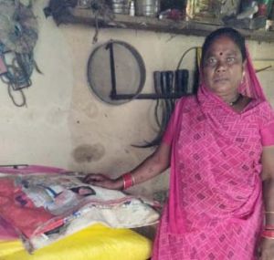 महतारी वंदन योजना से सशक्त हो रही हैं महिलाएं महतारी वंदन योजना से सशक्त हो रही हैं महिलाएं