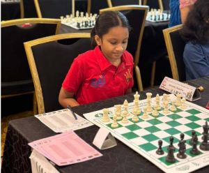  कॉमन वेल्थ चेस चैंपियनशिप में भाग लेने छत्तीसगढ़ की  हेतांशी मुदलियार श्रीलंका पहुंची 