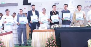 निवेश के लिए छत्तीसगढ़ सर्वश्रेष्ठ राज्य - उद्योग मंत्री श्री देवांगन निवेश के लिए छत्तीसगढ़ सर्वश्रेष्ठ राज्य - उद्योग मंत्री श्री देवांगन