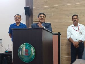 शिक्षक दिवस के अवसर पर विशाल रक्त दान शिविर का आयोजन शिक्षक दिवस के अवसर पर विशाल रक्त दान शिविर का आयोजन