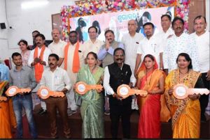 गरीब एवं वंचित परिवारों के लिए कार्य करने से मिलती है ऊर्जा और प्रेरणा : प्रधानमंत्री गरीब एवं वंचित परिवारों के लिए कार्य करने से मिलती है ऊर्जा और प्रेरणा : प्रधानमंत्री