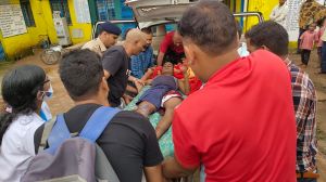 सीएएफ के जवान ने की गोलीबारी...!, दो जवानों की मृत्यु, दो अन्य घायल सीएएफ के जवान ने की गोलीबारी...!, दो जवानों की मृत्यु, दो अन्य घायल