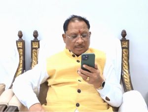 मुख्यमंत्री ने ग्राम छरछेद की घटना में पीड़ित परिवार को 10 लाख रूपए देने की घोषणा की मुख्यमंत्री ने ग्राम छरछेद की घटना में पीड़ित परिवार को 10 लाख रूपए देने की घोषणा की