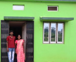 प्रधानमंत्री आवास योजना: जशपुर के कमलेश भगत को मिला सपनों का आशियाना प्रधानमंत्री आवास योजना: जशपुर के कमलेश भगत को मिला सपनों का आशियाना