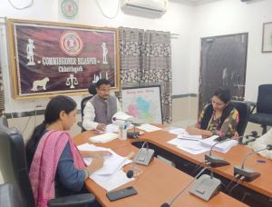 संभाग आयुक्त ने विसी के जरिए ली समीक्षा बैठक संभाग आयुक्त ने विसी के जरिए ली समीक्षा बैठक