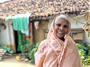 बनवासा बाई अब पक्का आवास निर्माण का सपना करेगी पूरा बनवासा बाई अब पक्का आवास निर्माण का सपना करेगी पूरा