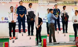  ऑल इंडिया पुलिस वेटलिफ्टिंग क्लस्टर प्रतियोगिता के प्रथम दिवस पर छत्तीसगढ़ पुलिस को मिला 1 स्वर्ण एवं 1 कांस्य पदक