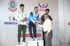  ऑल इंडिया पुलिस वेटलिफ्टिंग क्लस्टर प्रतियोगिता में रिथमिक योग पुरुष में बीएसएफ एवं महिला वर्ग में राजस्थान पुलिस को मिला गोल्ड