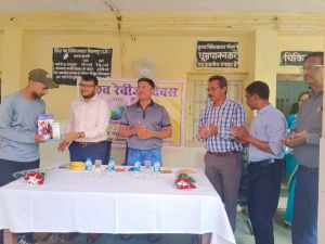 विश्व रैबिज दिवस पर निःशुल्क टीकाकरण कार्यक्रम आयोजित विश्व रैबिज दिवस पर निःशुल्क टीकाकरण कार्यक्रम आयोजित